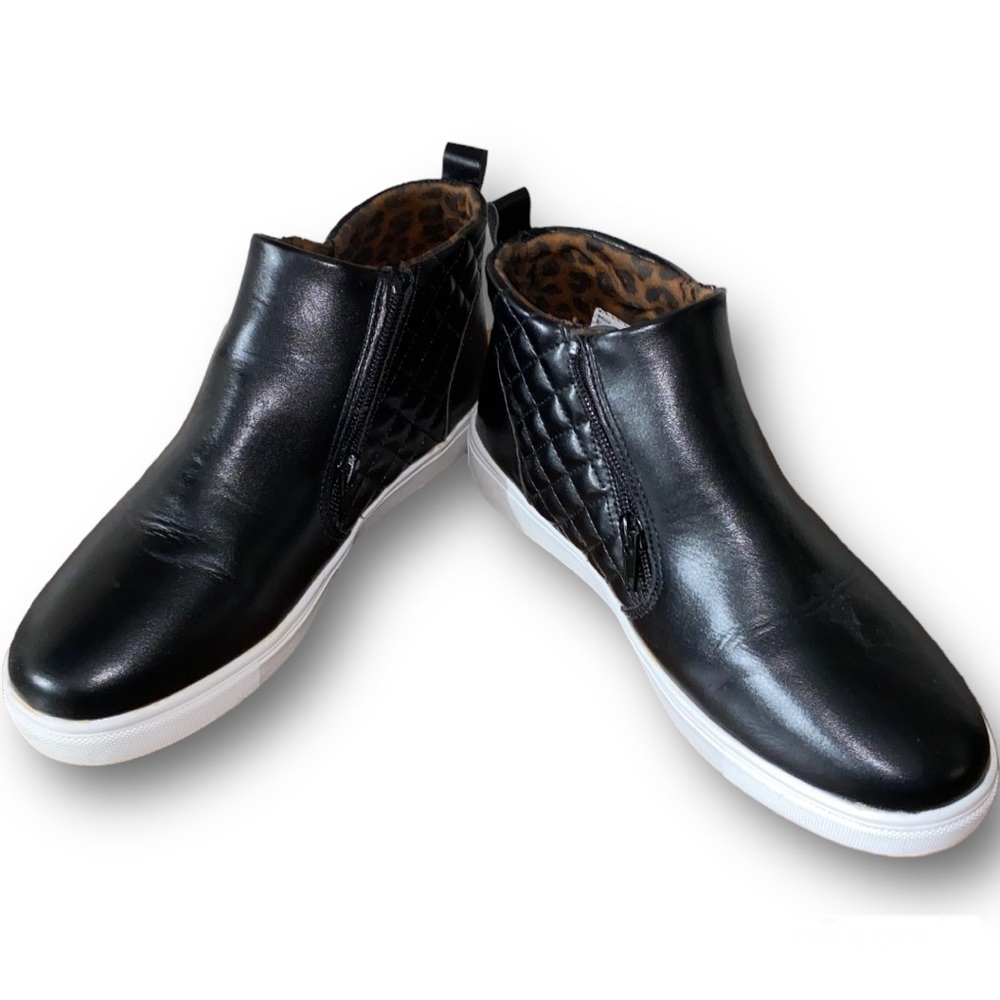 Steve Madden Youth Girls Reggie Sneaker Booties